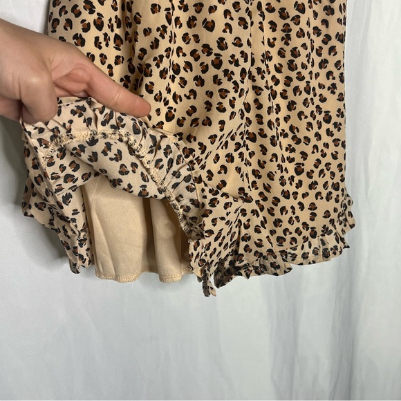 Trixxi Leopard Double Lined Shorts Romper Size Small - Picture 11 of 11